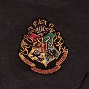 Hogwarts Sweatshirt - XL